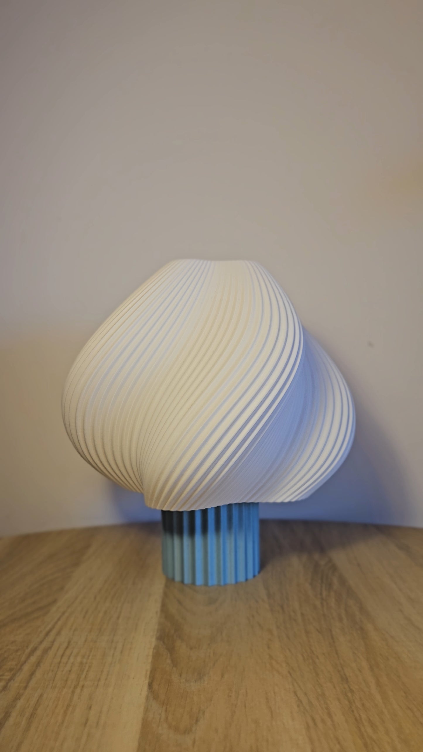 Lampe Design Inspiration Ice cream + kit E27 avec cordon textile